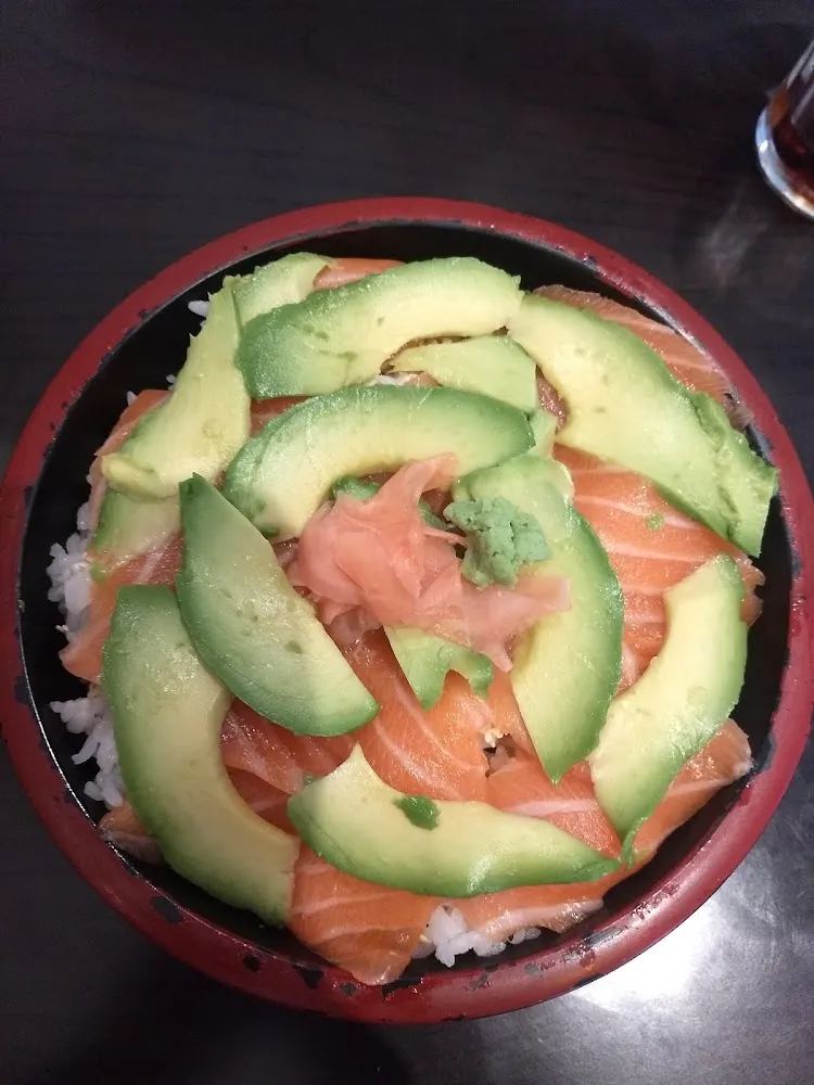 Chirashi Saumon Avocat